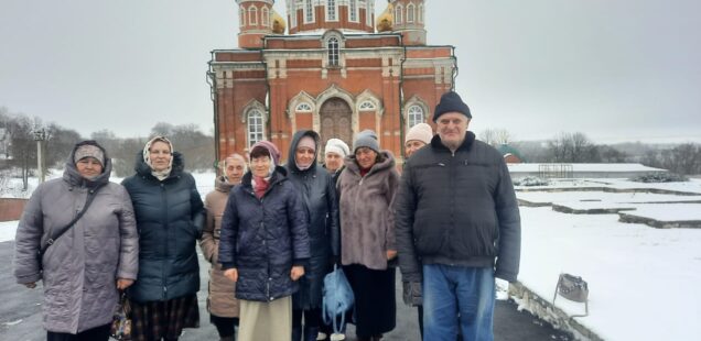 В ПАЛОМНИЧЕСКОЙ ПОЕЗДКЕ - ТАЛОВЧАНЕ